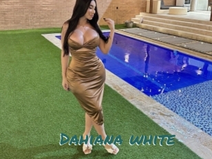 Dahiana_white